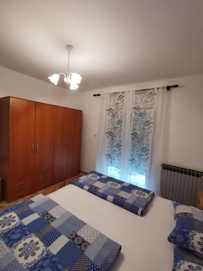 Apartment Martina Banjol Exterior foto