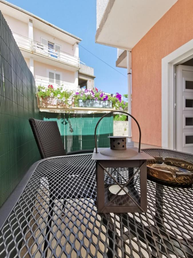 Apartment Martina Banjol Exterior foto